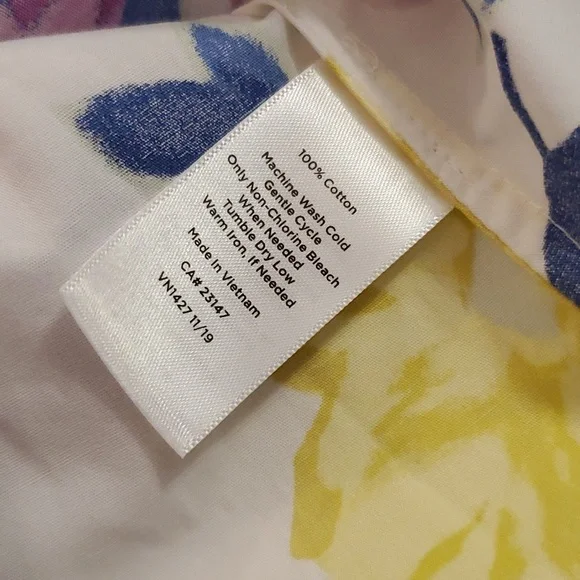 Talbots Classic Floral cotton shirt - pastels (lavender, yellow, blue) - Picture 10 of 10
